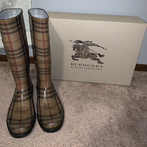 Burberry Rain Boots - Picture 1 of 6